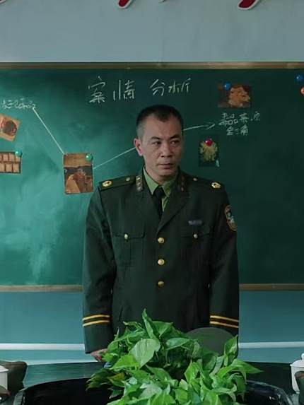 陳道斌(電影《無間獵冰》中的角色) 陳道斌(電影《無間獵冰》中的角色)