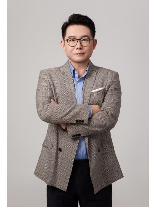 唐興(中國內地男演員、主持人) 唐興(中國內地男演員、主持人)