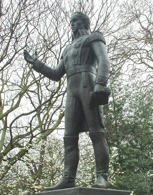 倫敦貝爾格雷夫廣場上玻利瓦爾的雕像