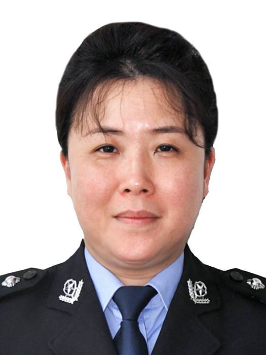劉芳芳(四川省樂山市公安局五通橋區分局黨委委員、政工監督室主任) 劉芳芳(四川省樂山市公安局五通橋區分局黨委委員、政工監督室主任)