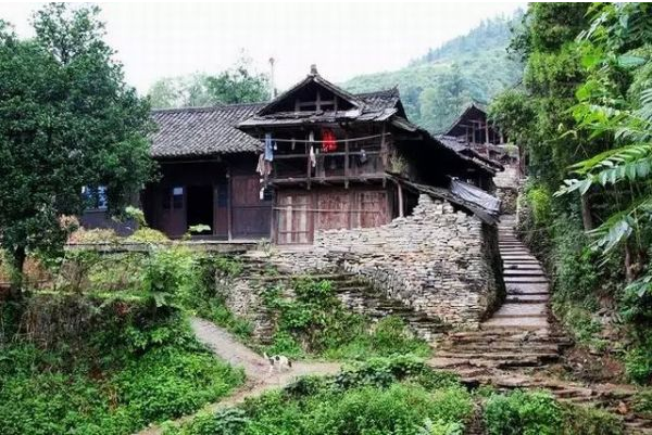 蓑衣溪村 蓑衣溪村