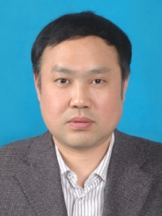 熊巨東 熊巨東