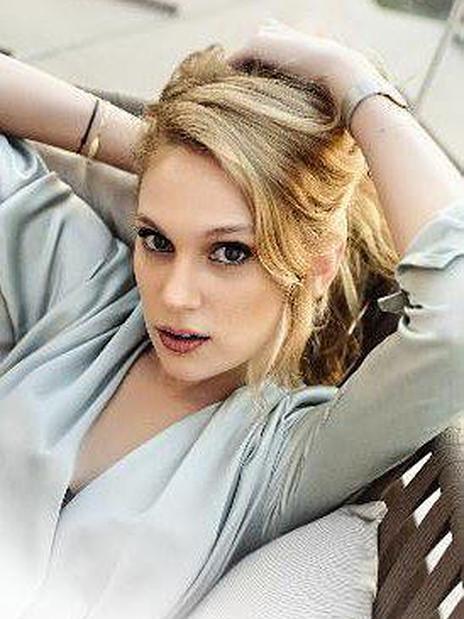 Farah Zeynep Abdullah Farah Zeynep Abdullah