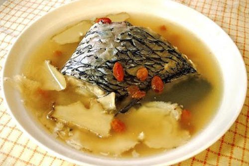 當歸鰻魚湯 當歸鰻魚湯