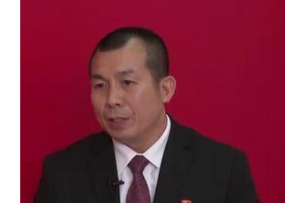 陳國威(廣東陽江市江城區城東街道鷹山社區黨委書記) 陳國威(廣東陽江市江城區城東街道鷹山社區黨委書記)