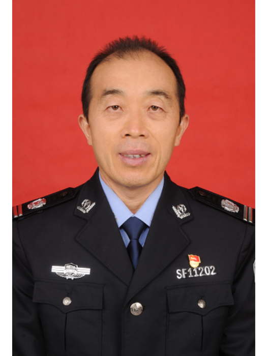 王立國(山西省運城市夏縣司法局四級調研員) 王立國(山西省運城市夏縣司法局四級調研員)