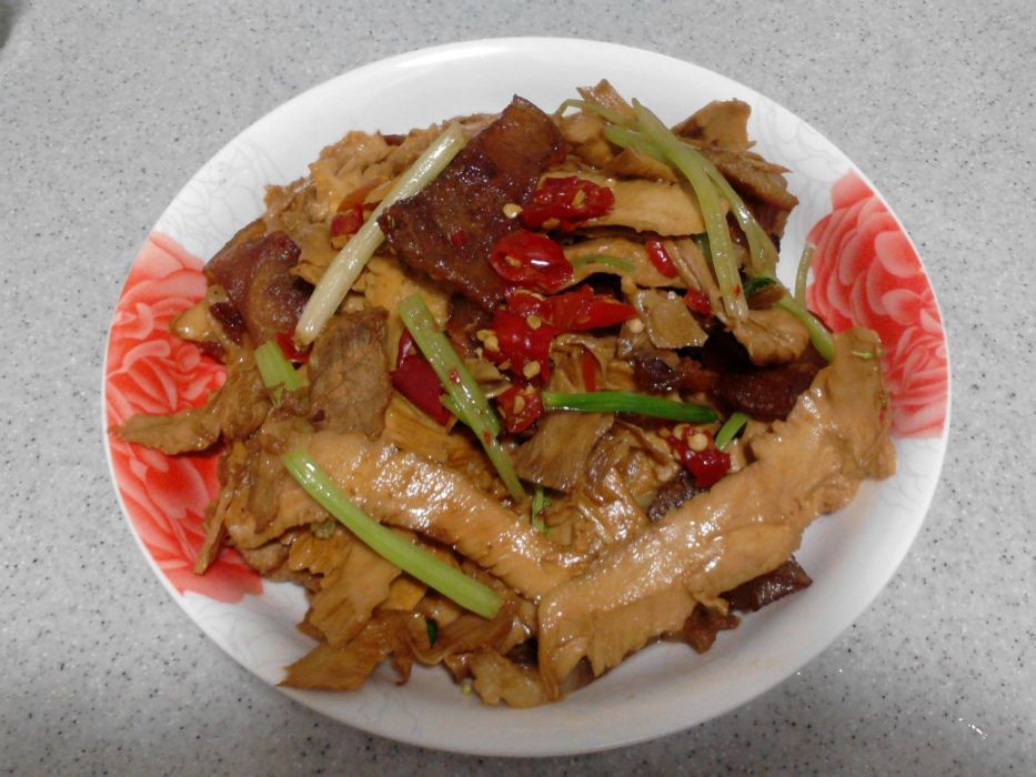臘肉炒筍乾 臘肉炒筍乾