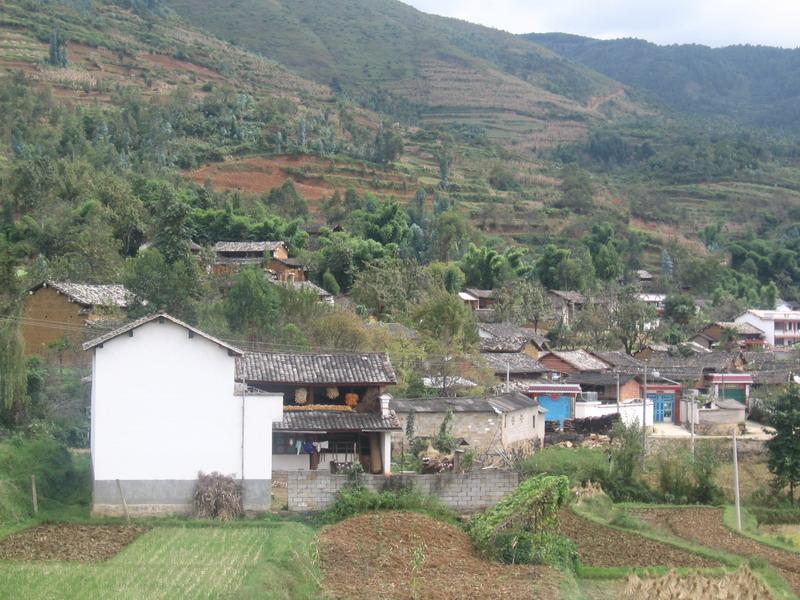 董達村 董達村