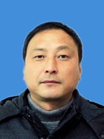 彭勇(安徽省宣城市涇縣退役軍人事務局黨組成員、副局長、二級主任科員) 彭勇(安徽省宣城市涇縣退役軍人事務局黨組成員、副局長、二級主任科員)