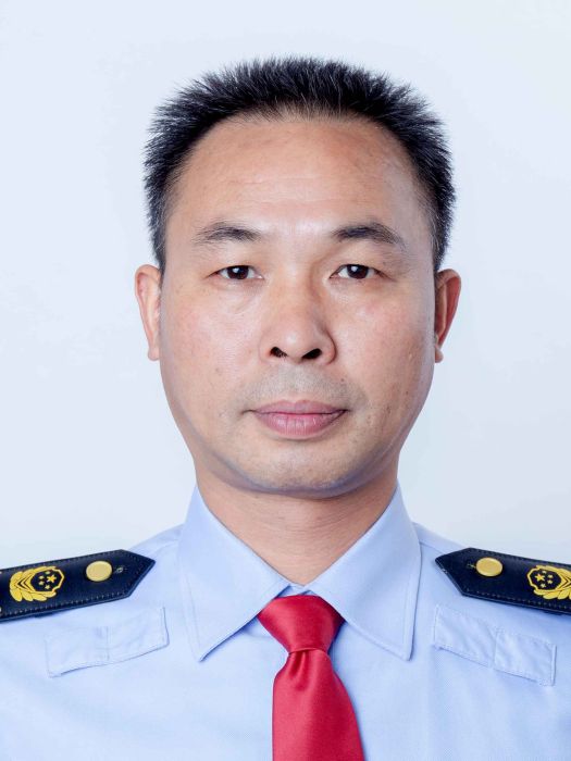 劉明海(湖北省荊州市公安縣市場監督管理局黨組成員、副局長) 劉明海(湖北省荊州市公安縣市場監督管理局黨組成員、副局長)