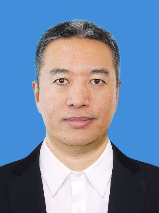 崔大勇(南京領行科技股份有限公司黨委書記、執行長) 崔大勇(南京領行科技股份有限公司黨委書記、執行長)