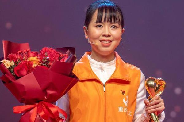 周燦(感動重慶十大人物) 周燦(感動重慶十大人物)