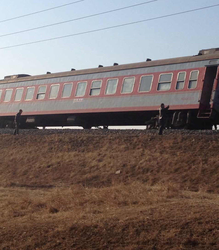 黑龍江旅客列車脫線事故