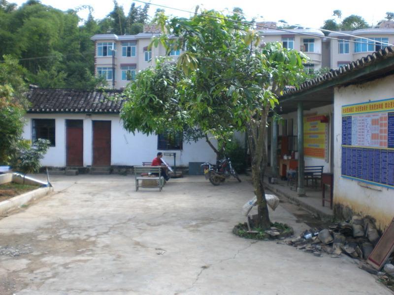 忙撈村 忙撈村