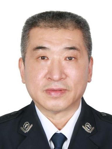 李勝波(北京市公安局海淀分局警務督察大隊民警) 李勝波(北京市公安局海淀分局警務督察大隊民警)