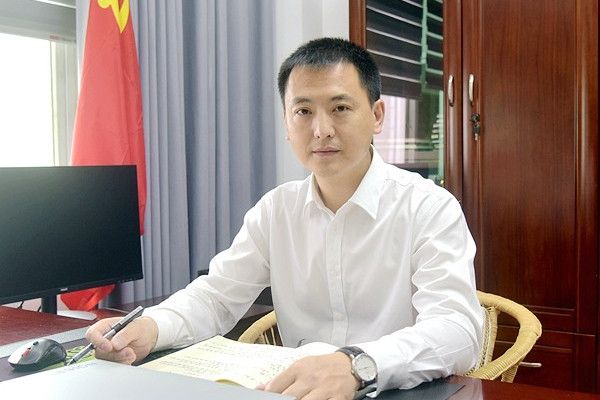 林濤(四川省瀘州市瀘縣縣委常委、政法委書記) 林濤(四川省瀘州市瀘縣縣委常委、政法委書記)