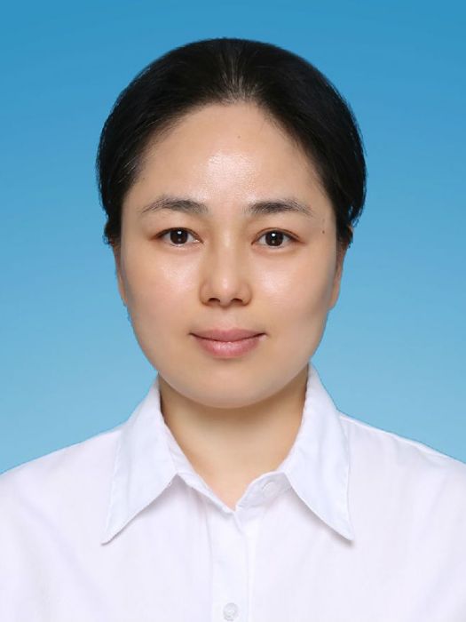 文靜(成都市委老幹部局副局長) 文靜(成都市委老幹部局副局長)