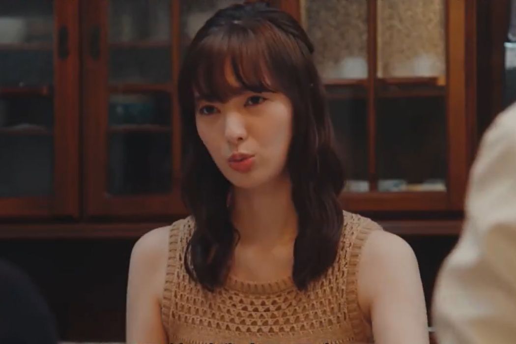 弘中菫