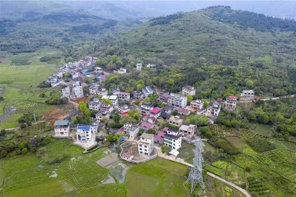 自治村(廣西壯族自治區桂林市興安縣興安鎮下轄村) 自治村(廣西壯族自治區桂林市興安縣興安鎮下轄村)
