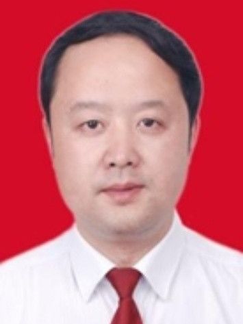 蔡長春(陝西省安康市鎮坪縣人大常委會副主任) 蔡長春(陝西省安康市鎮坪縣人大常委會副主任)