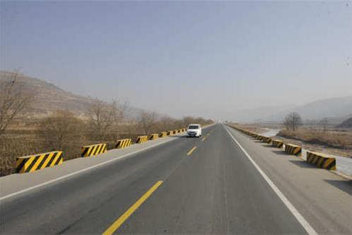 普速公路