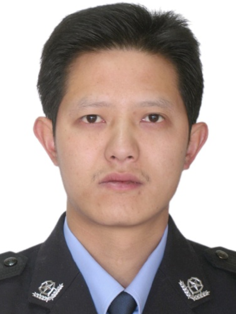 李明旺(四川省甘孜藏族自治州道孚縣公安局黨委委員、副政委) 李明旺(四川省甘孜藏族自治州道孚縣公安局黨委委員、副政委)