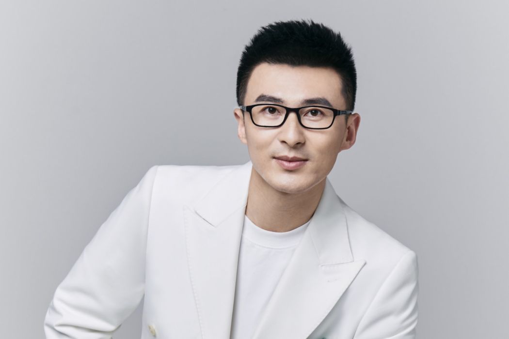 田毅(雙語主持人) 田毅(雙語主持人)