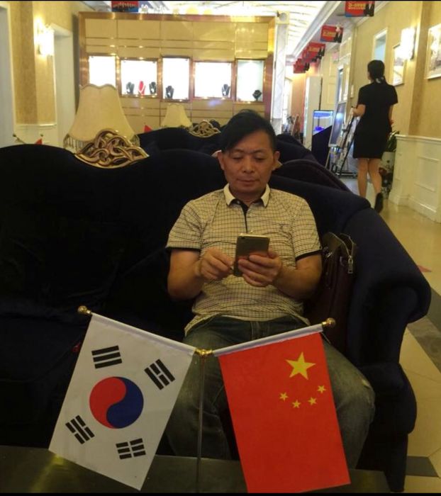 胡昌平(江西省書法家協會會員,根雕藝人) 胡昌平(江西省書法家協會會員,根雕藝人)
