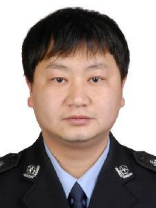 熊陽(江西省宜春市銅鼓縣公安局黨委委員、副政委) 熊陽(江西省宜春市銅鼓縣公安局黨委委員、副政委)