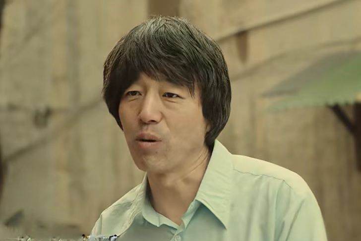王天笑(青春校園劇《你在我的右手邊》中的角色) 王天笑(青春校園劇《你在我的右手邊》中的角色)
