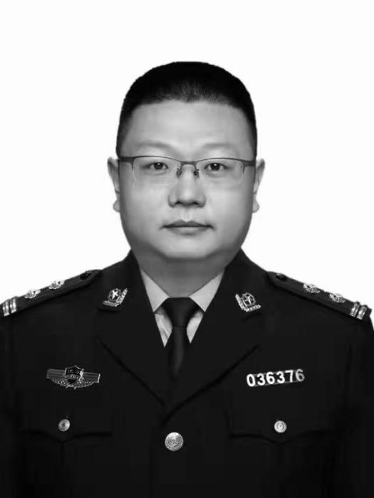 張乘豪(徐州市公安局刑事警察支隊反通訊網路詐欺中心原主任) 張乘豪(徐州市公安局刑事警察支隊反通訊網路詐欺中心原主任)
