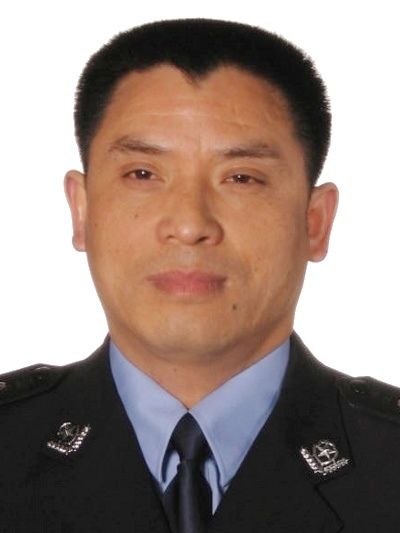 張天柱(蕪湖市南陵縣公安局局長) 張天柱(蕪湖市南陵縣公安局局長)