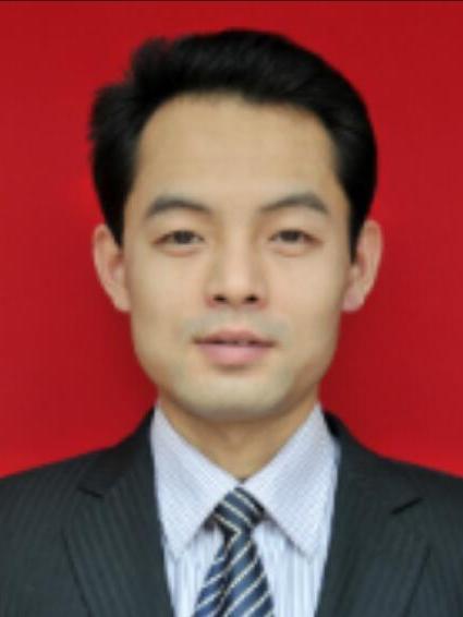 馬斌(陝西省西安市高陵區金融工作服務中心副主任) 馬斌(陝西省西安市高陵區金融工作服務中心副主任)
