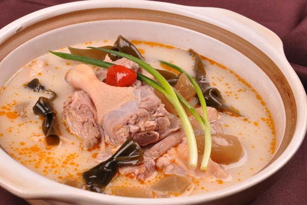 酸菜鴨湯 酸菜鴨湯