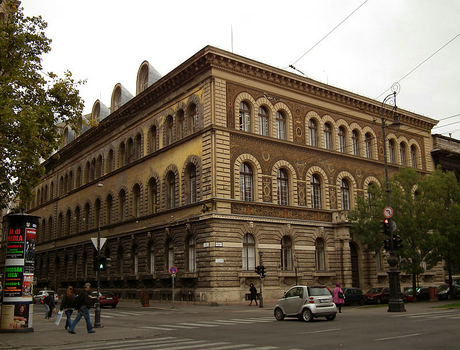 匈牙利美術大學