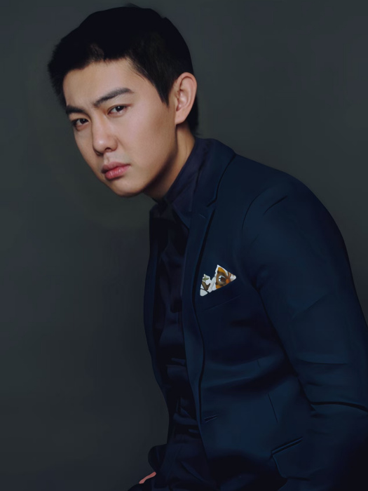 費翔(中國內地製片人、選角導演、演員) 費翔(中國內地製片人、選角導演、演員)