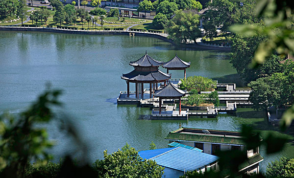 武漢蓮花湖