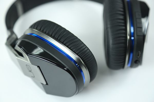 Logitech UE 700 Logitech UE 700
