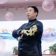 高遠(香港美術家協會常務理事) 高遠(香港美術家協會常務理事)