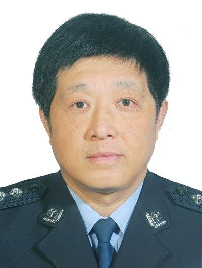 許寧(安徽省黃山市公安局原黨委委員、副局長) 許寧(安徽省黃山市公安局原黨委委員、副局長)