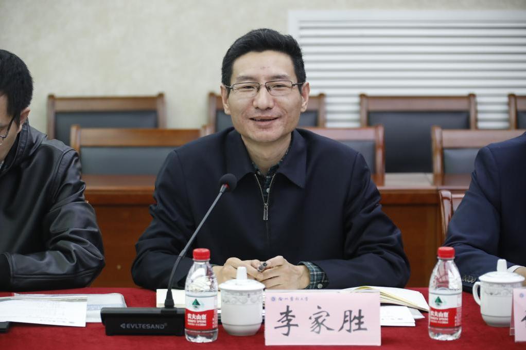 李家勝(江蘇省委老幹部局副局長、省委離退休幹部工委副書記) 李家勝(江蘇省委老幹部局副局長、省委離退休幹部工委副書記)