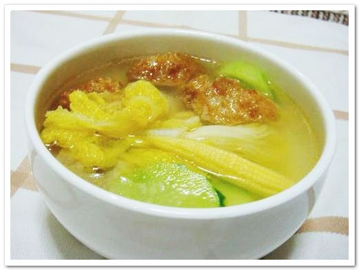 玉米筍白菜湯