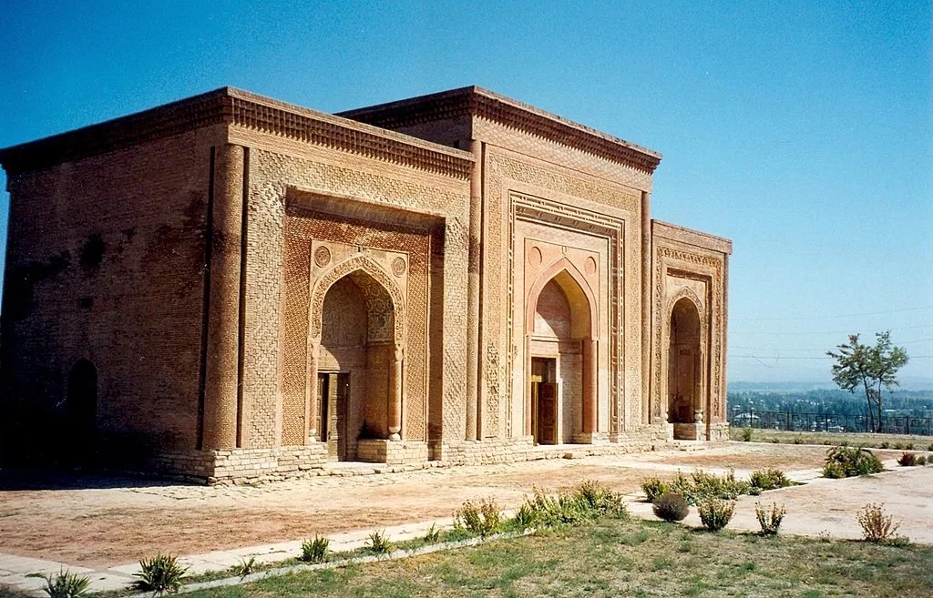 建於喀喇汗國時期的清真寺
