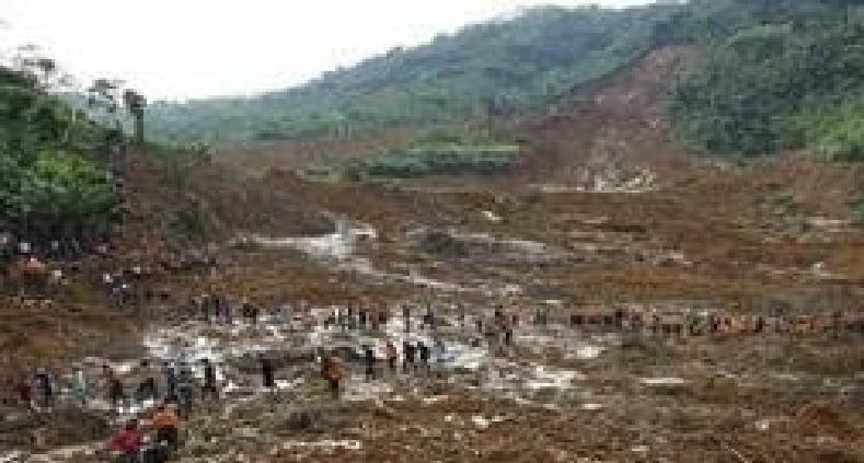 12·18印尼中爪哇山體垮塌事故