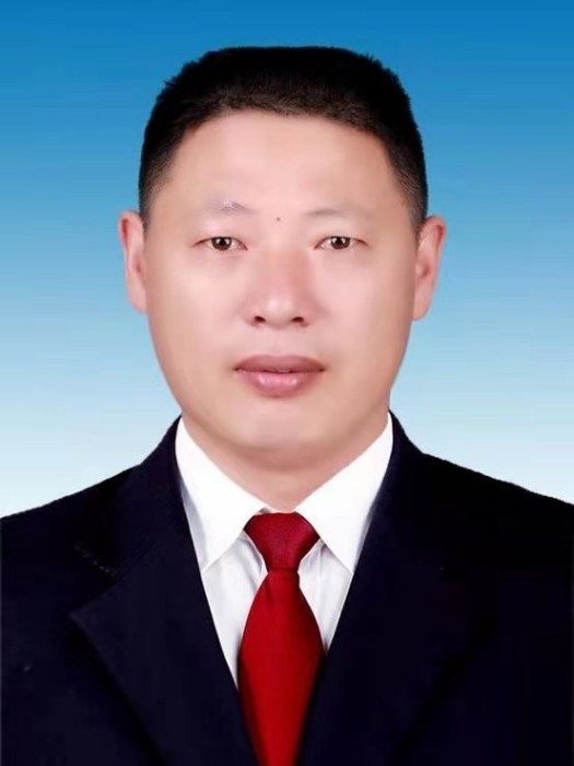 王玉偉(新疆維吾爾自治區克孜勒蘇柯爾克孜自治州生態環境局阿克陶縣分局黨組書記、副局長) 王玉偉(新疆維吾爾自治區克孜勒蘇柯爾克孜自治州生態環境局阿克陶縣分局黨組書記、副局長)