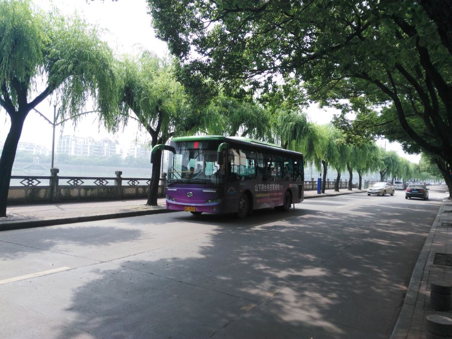 諸暨公交8路 諸暨公交8路
