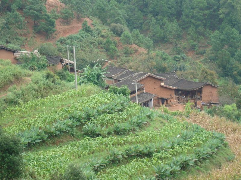 石房山村 石房山村
