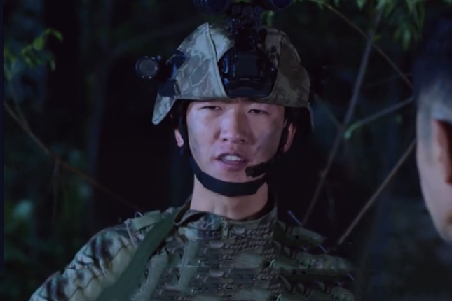 王奔(警匪劇《反恐特戰隊之獵影》中的角色) 王奔(警匪劇《反恐特戰隊之獵影》中的角色)