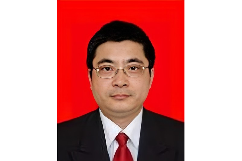 施衛東(淮安市第二人民醫院口腔科醫生) 施衛東(淮安市第二人民醫院口腔科醫生)