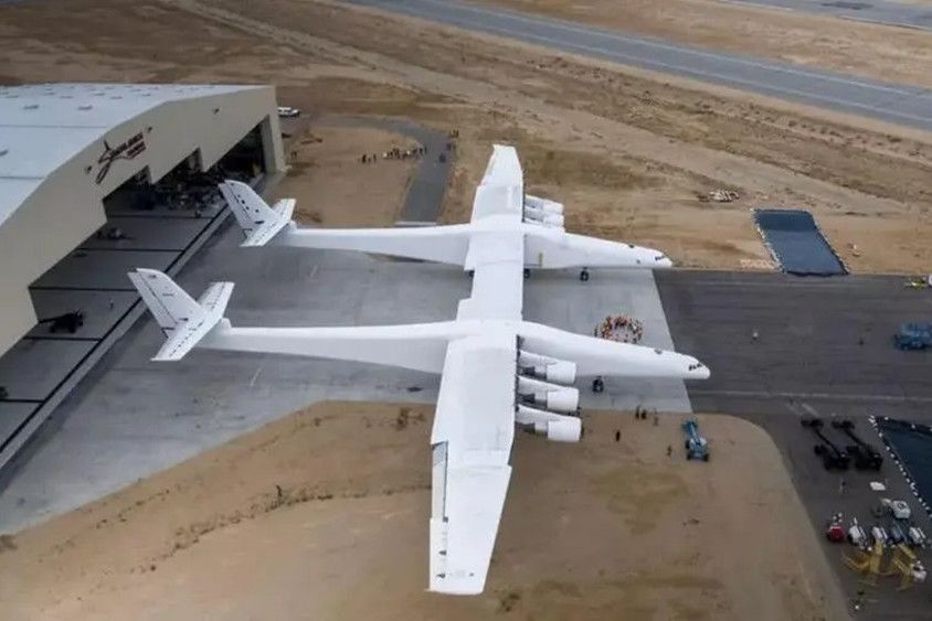 雙機身飛機 雙機身飛機